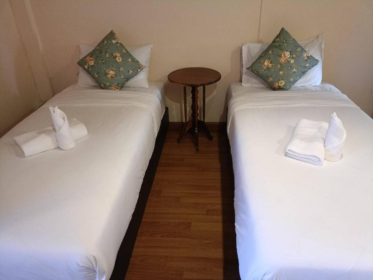 Soft Night Barzaar Hostel Chiang Mai Luaran gambar