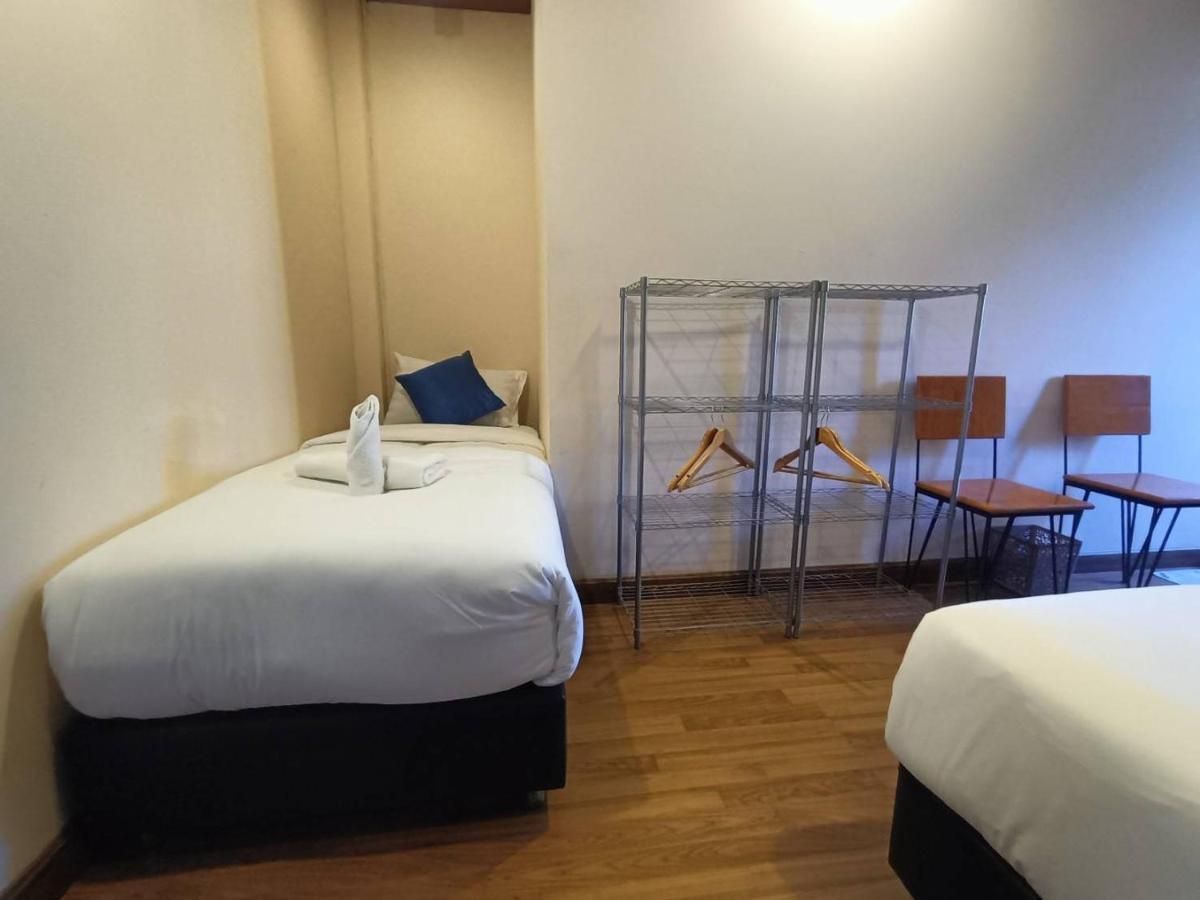 Soft Night Barzaar Hostel Chiang Mai Luaran gambar